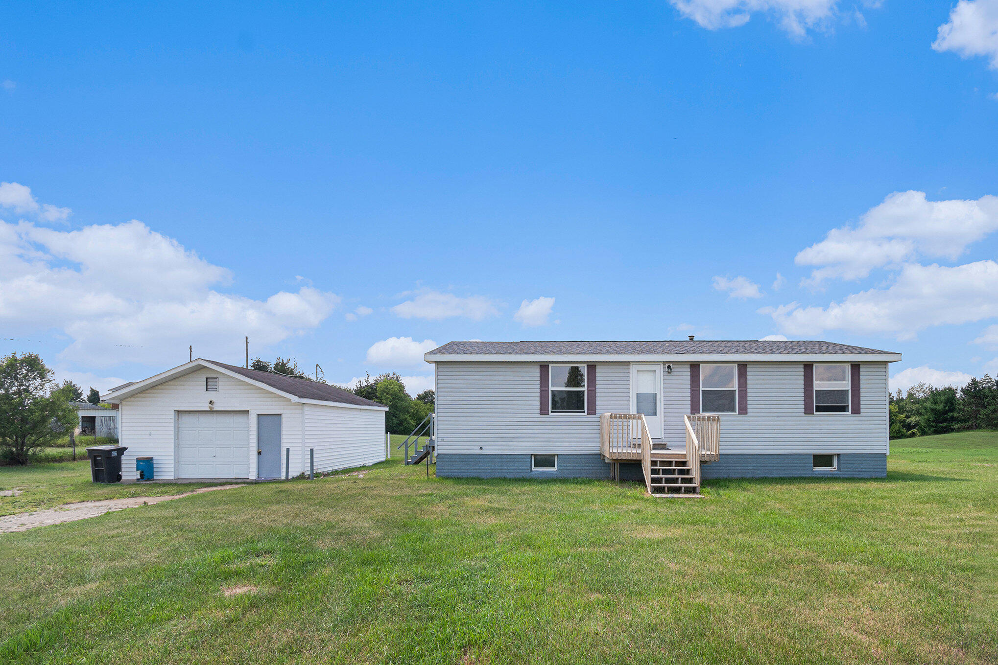 Wheaton Rd, Cement City, MI 49233
