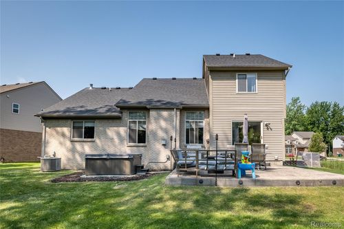 14129 Arlene Ln, Van Buren Twp, MI, 48111-4945 | Card Image