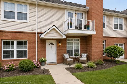 594 Olde English Cir, Howell, MI, 48855-7734 | Card Image