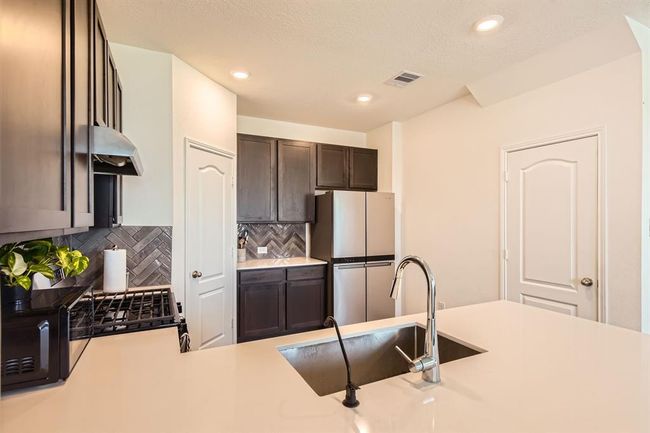8126 Coco Bluff Dr, House other with 3 bedrooms, 3 bathrooms and 2 parking in Cypress TX | Image 11