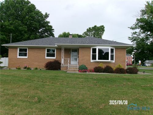 181 Behlman Rd, Oak Harbor, OH, 43449-1502 | Card Image