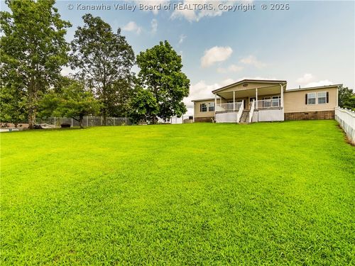 17 Saratoga Ln, Hurricane, WV, 25526-5874 | Card Image
