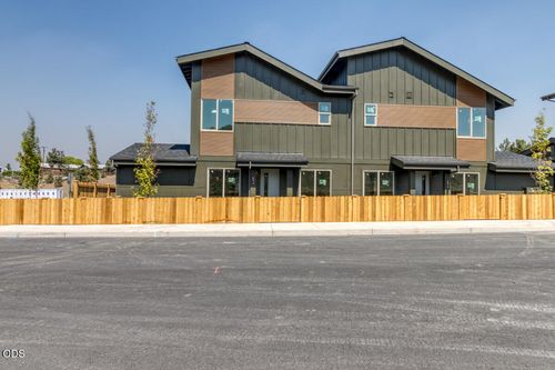 894 Se Aquila Drive, Madras, OR, 97741 | Card Image