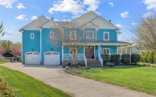 102 Falcons Cv, Moyock, NC, 27958-9058 | Card Image