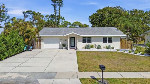 2121 Palm Ter, SARASOTA, FL, 34231-4427 | Card Image