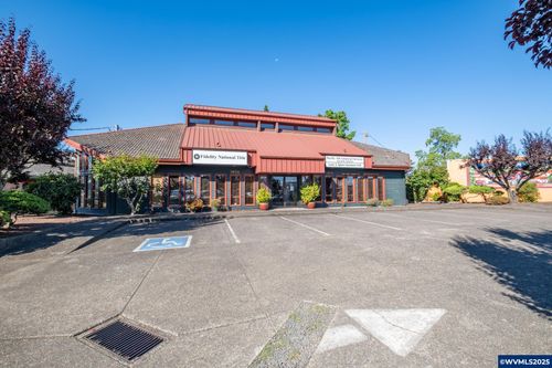 a-and-b-1010 S Main St, Lebanon, OR, 97355-3214 | Card Image