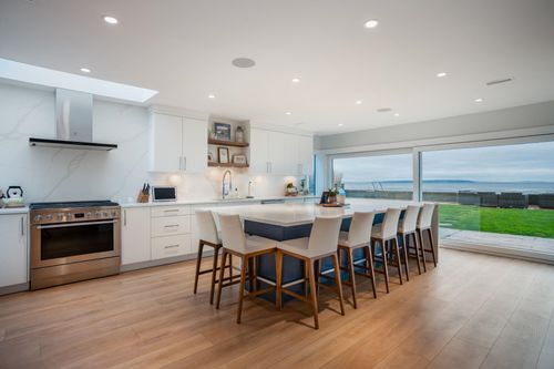 1584 Beach Grove Rd, Delta, BC, V4L1N6 | Card Image