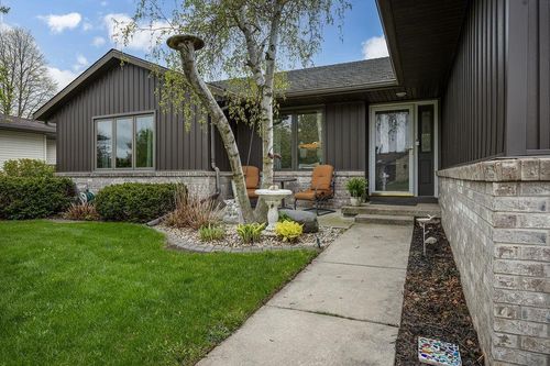 121 Stonehaven Drive, SUN PRAIRIE, WI, 53590 | Card Image