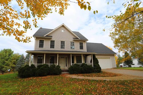 36 Tomahawk Path, Derby, VT, 05829 | Card Image