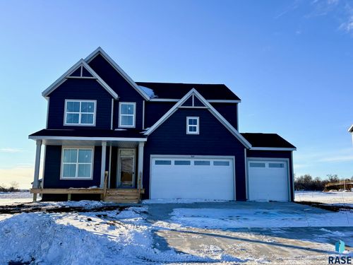 909 S Country Club Ave, Brandon, SD, 57005-6722 | Card Image