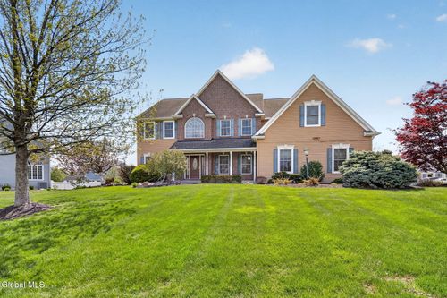 9 Lockwood Place, Colonie, NY, 12189 | Card Image