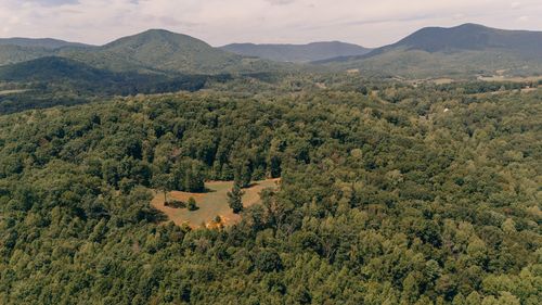 366 Beecher Ln, Buchanan, VA, 24066-4411 | Card Image
