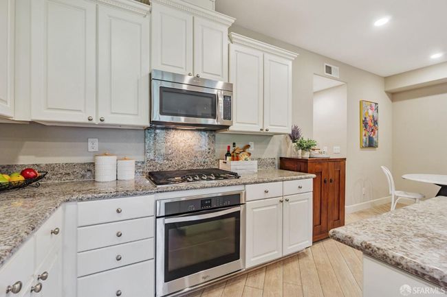UNIT-204 - 4700 Norris Canyon Rd, Condo with 3 bedrooms, 2 bathrooms and 2 parking in San Ramon CA | Image 9