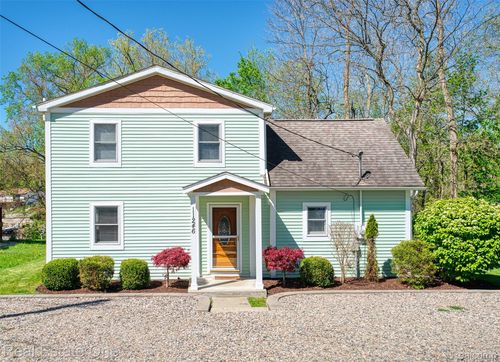 11246 Hiland Ct, Pinckney, MI, 48169-9761 | Card Image