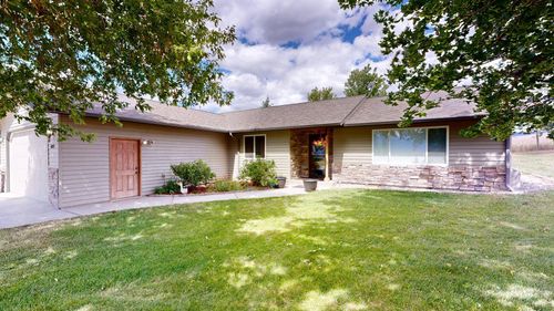 4812 Hoover Ln, Stevensville, MT, 59870-6134 | Card Image
