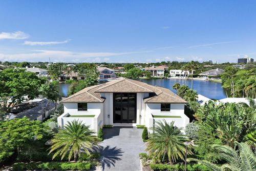 7 Seneca Rd, Sea Ranch Lakes, FL, 33308-2325 | Card Image