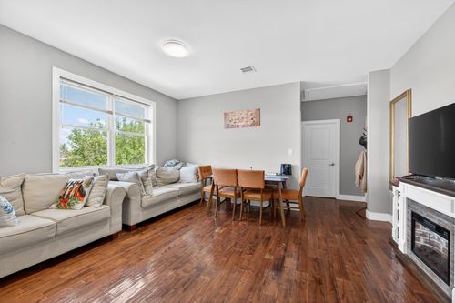 4-1432 46th St, North Bergen, NJ, 07047-2912 | Card Image