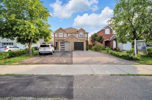 33 Kitto Crt, Brampton, ON, L6Y5A9 | Card Image
