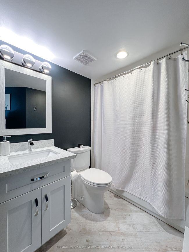 2C - 20 Ryder Dr, Condo with 2 bedrooms, 2 bathrooms and 1 parking in McDougall ON | Image 12