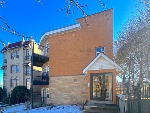 3-1939 Pratt Blvd, Chicago, IL, 60626-6453 | Card Image
