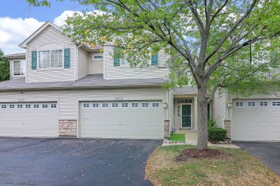 2203 Gallant Fox Circle, Townhouse with 3 bedrooms, 2 bathrooms and 2 parking in Montgomery IL | Image 1