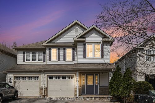 135 Lockhaven Pvt, Nepean, ON, K2J5L6 | Card Image