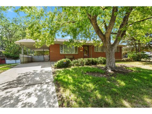 564 Moline St, Aurora, CO, 80010-4710 | Card Image