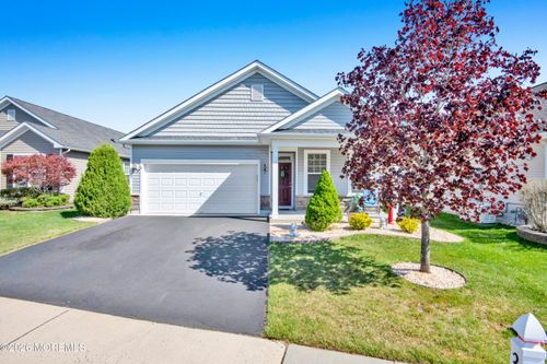 31 Heath Ln, Jackson, NJ, 08527-4696 | Card Image