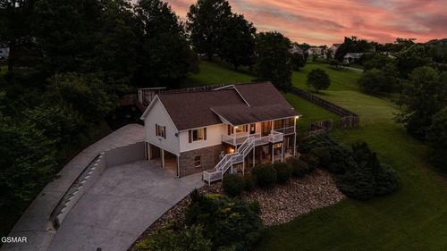 1110 Hide Away Ln, Kodak, TN, 37764-2600 | Card Image