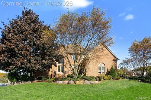 3015 Harrow Way, Shelby Township, MI, 48316-1353 | Card Image