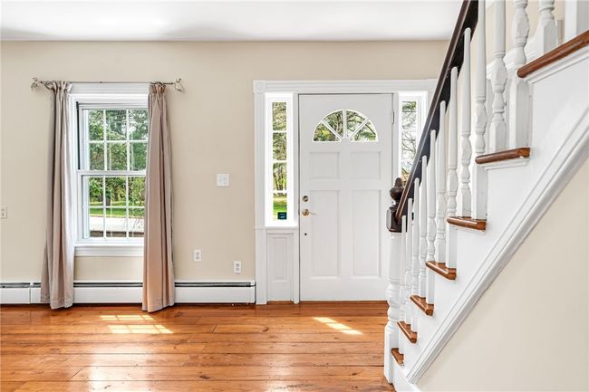 27 Peeptoad Rd, House other with 5 bedrooms, 2 bathrooms and 9 parking in Scituate RI | Image 8