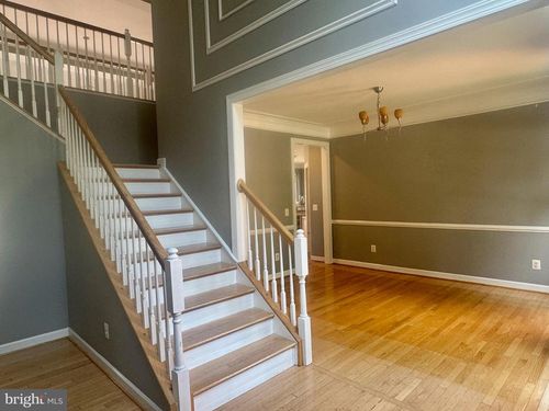 45 Potterfield Dr, LOVETTSVILLE, VA, 20180-8625 | Card Image