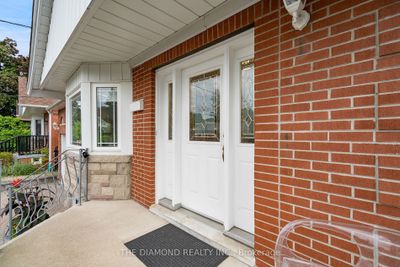 213 Glenwood Cres, House other with 3 bedrooms, 2 bathrooms and 4 parking in East York ON | Image 3