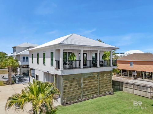 29389 Suarez Dr, Orange Beach, AL, 36561-4457 | Card Image