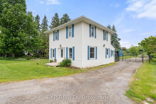 11027 Simcoe St, Sunderland, ON, L0C1H0 | Card Image