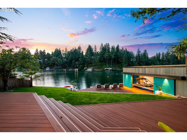 1115 Lake Front Rd, House other with 4 bedrooms, 4 bathrooms and 2 parking in Lake Oswego OR | Image 43