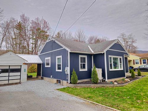 122 Pleasant Dr, North Clarendon, VT, 05759-9525 | Card Image