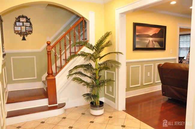 195-195 Wachung Terrace, House other with 3 bedrooms, 3 bathrooms and null parking in Scotch Plains NJ | Image 4