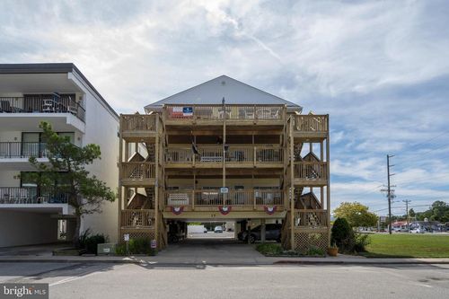 301-17 143rd St, OCEAN CITY, MD, 21842-6248 | Card Image
