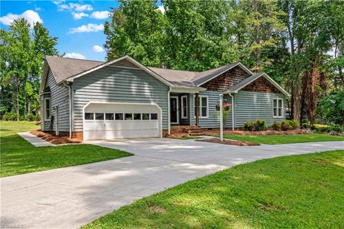 168 Whitehead Dr, Advance, NC, 27006-7626 | Card Image