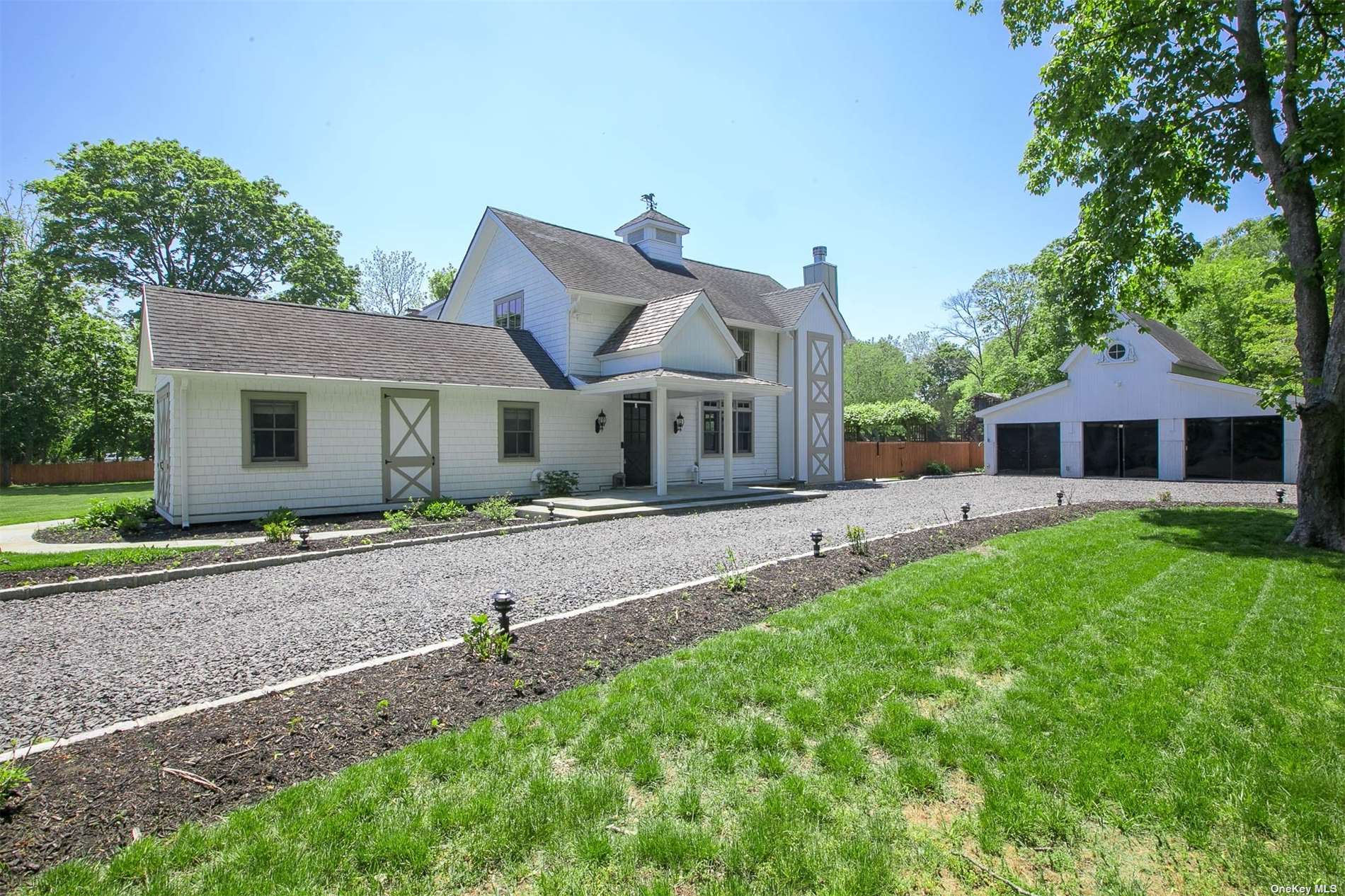 Moriches Ave, East Moriches, NY 11940