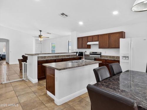 8714 W Heber Rd, Tolleson, AZ, 85353-8634 | Card Image