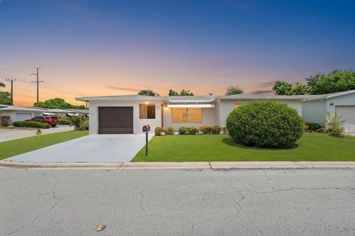 7005 Nw 11th St, Margate, FL, 33063-2451 | Card Image