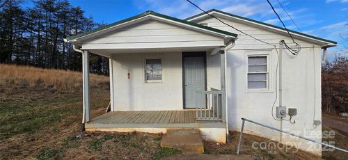 1511 Fred Watson Pl, Lenoir, NC, 28645-8328 | Card Image