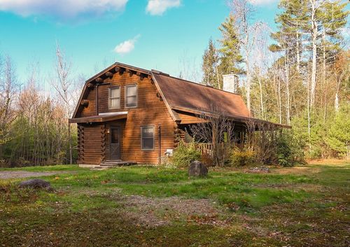 23 Dana Rd, Petersham, MA, 01366-9729 | Card Image