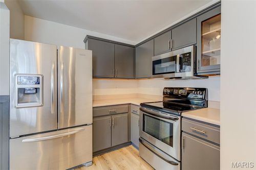 11n-628 Homerun Dr, O Fallon, MO, 63366-4560 | Card Image