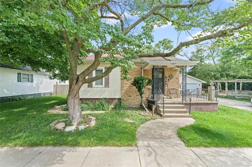 408 W Harrison St, Villa Grove, IL, 61956-1023 | Card Image