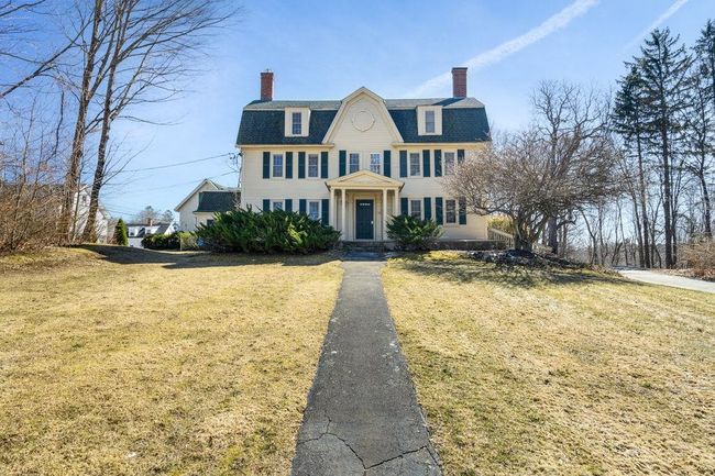 APT-5 - 13 Grove St, Condo with 3 bedrooms, 2 bathrooms and null parking in Kennebunk ME | Image 37