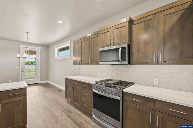 2522 Nw Redwood Cir, House other with 1 bedrooms, 2 bathrooms and null parking in Redmond OR | Image 16