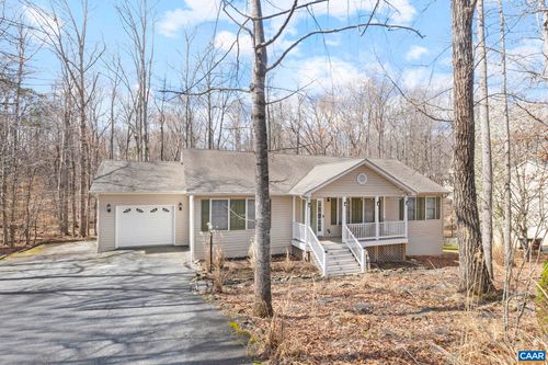 217 Jefferson Dr, PALMYRA, VA, 22963-2326 | Card Image